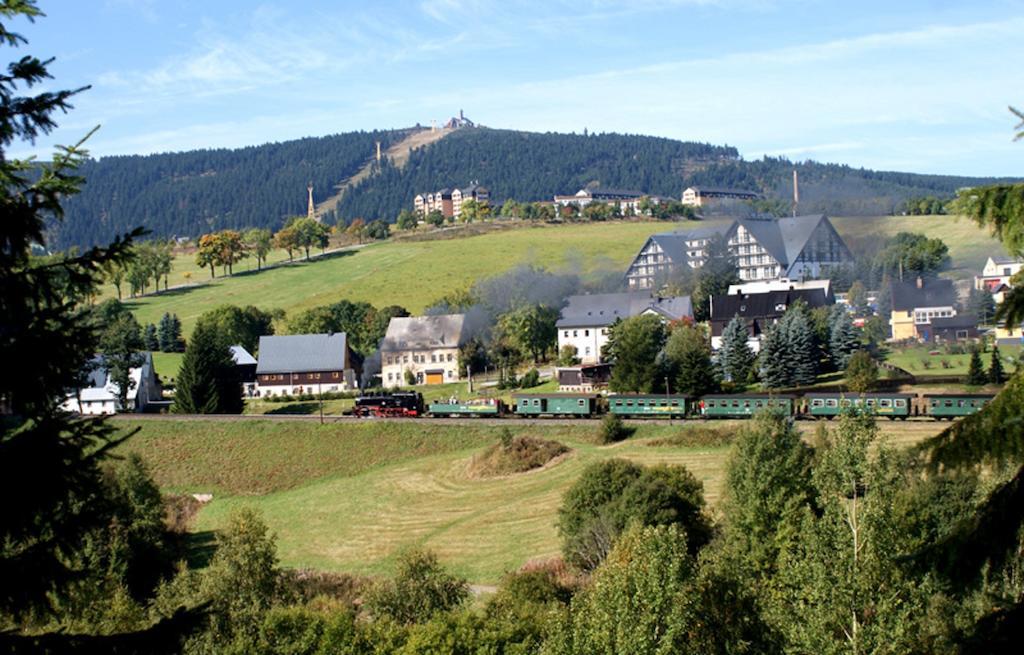 Alpina Lodge Hotel Oberwiesenthal Exterior photo